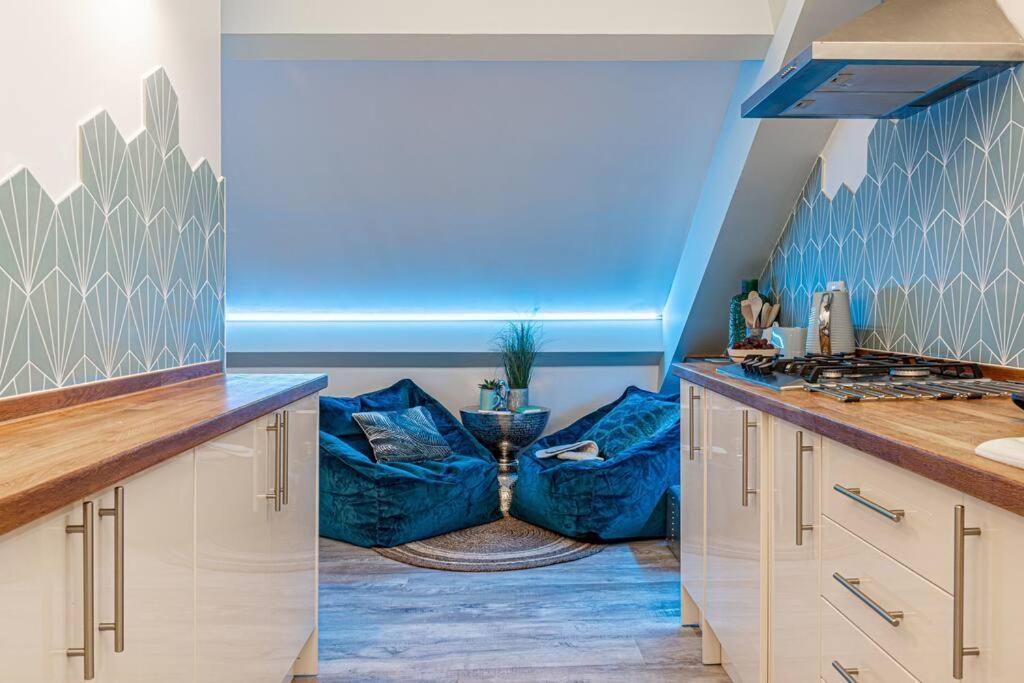 Appartement Style & Opulence In Georgian Chapel W Parking à Bath Extérieur photo