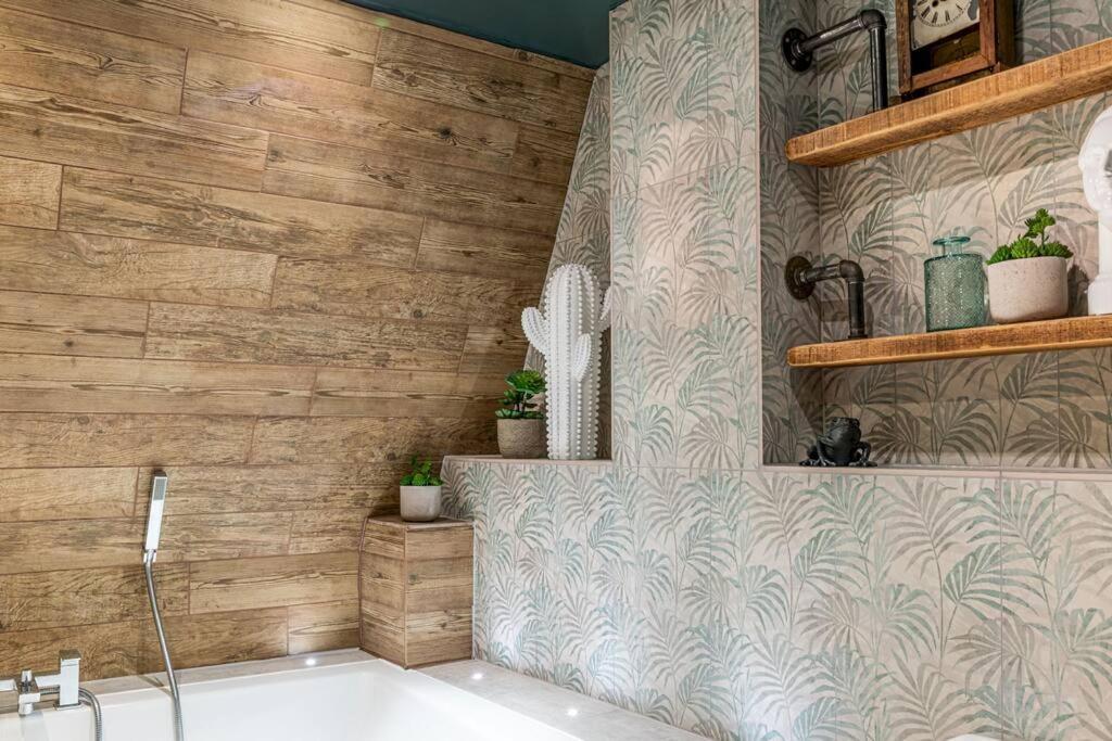Appartement Style & Opulence In Georgian Chapel W Parking à Bath Extérieur photo